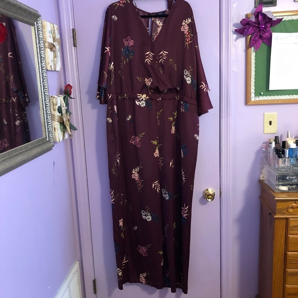 belk Pants - Floral Romper - Size 3x from Belk.